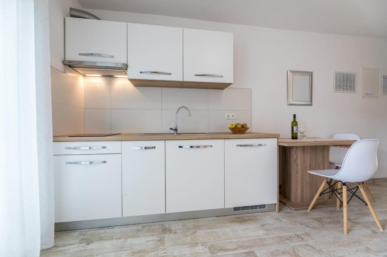 Apartments Augustinovic Baska  Exterior photo