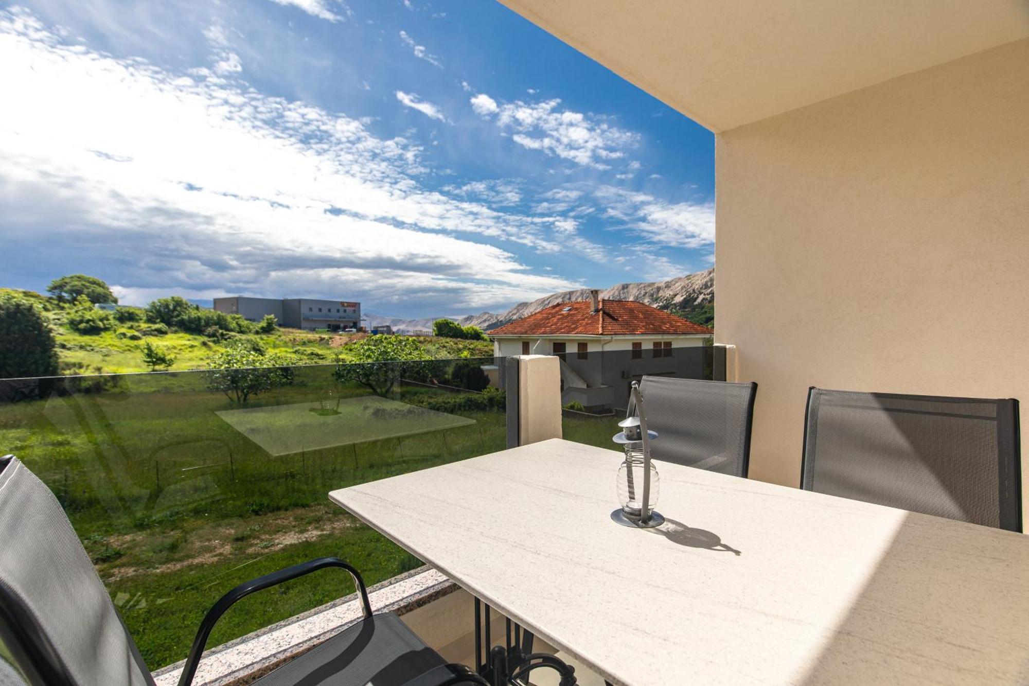 Apartments Augustinovic Baska  Room photo
